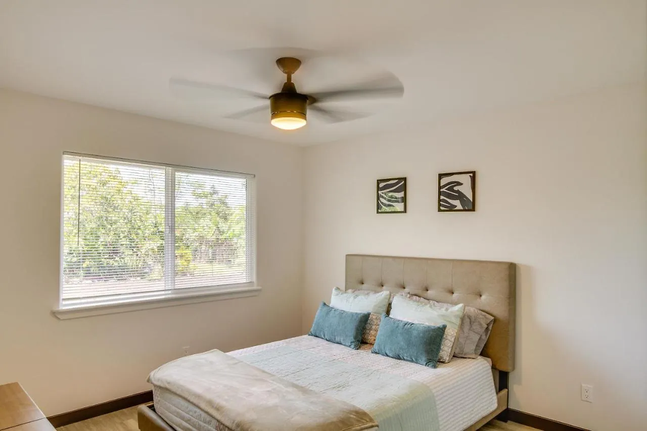 Keaau Getaway With Patio, 3 Mi To Shipman Beach! 0*,  United States