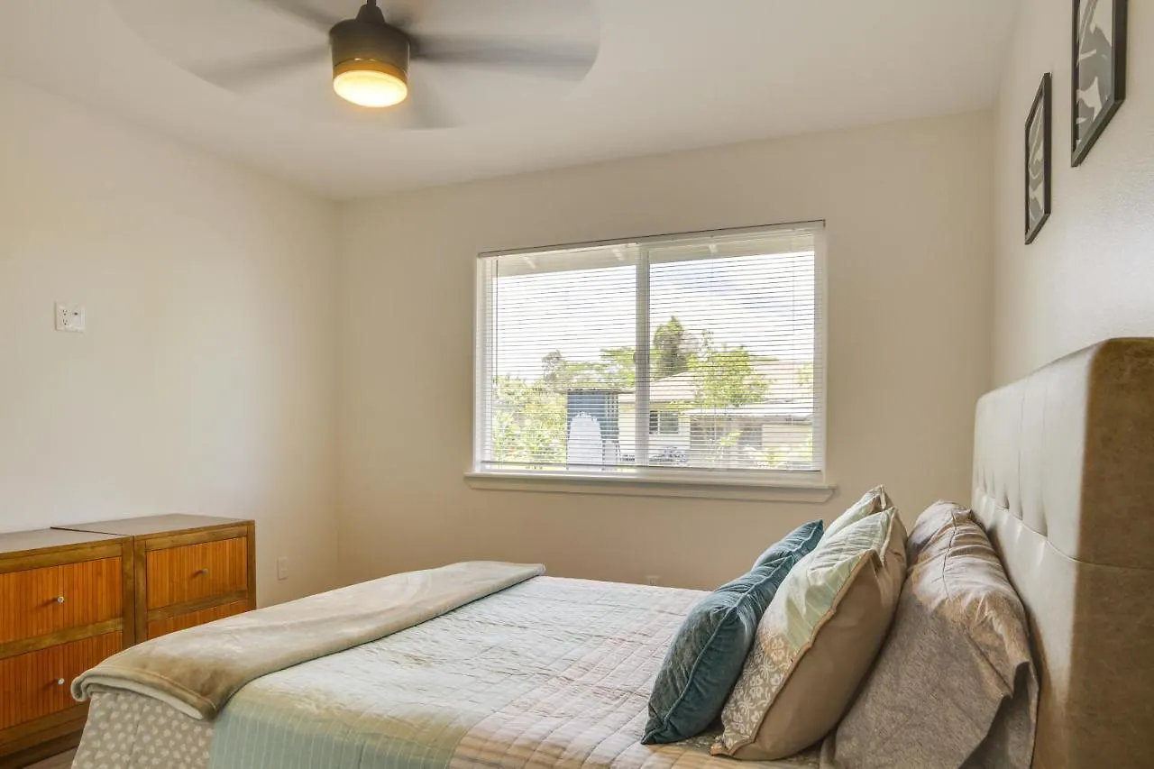 Keaau Getaway With Patio, 3 Mi To Shipman Beach! 0*,  United States